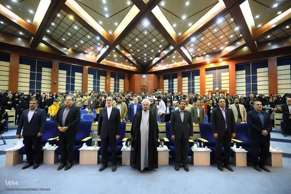 هفدهمین دوره مسابقات کشوری قرآن کریم مدهامتان در همدان‎