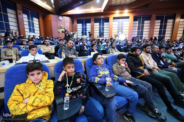 هفدهمین دوره مسابقات کشوری قرآن کریم مدهامتان در همدان‎