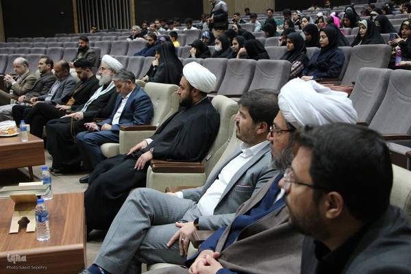 محفل انس با قرآن در دانشگاه ملی ملایر