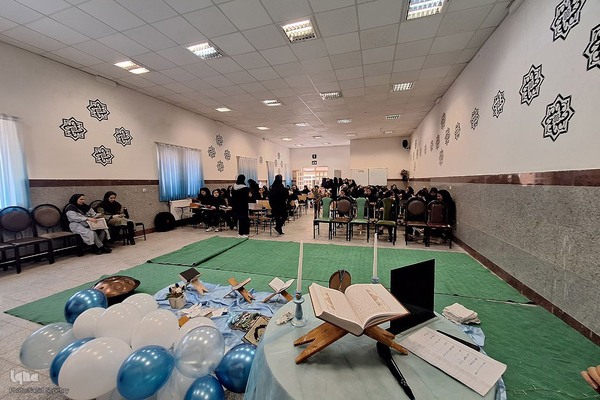 اجلاس نماز در ملایر