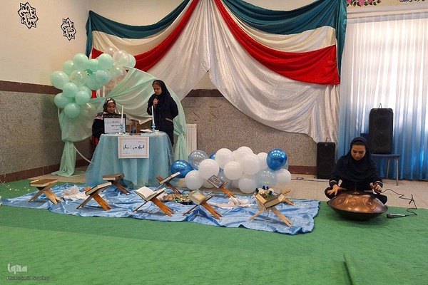 اجلاس نماز در ملایر