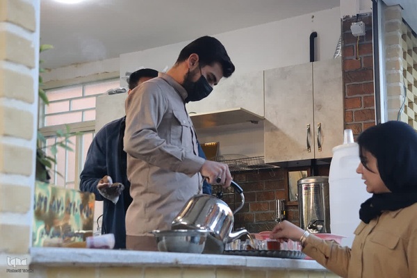 ایستگاه صلواتی کمیته خادمین الشهداء ملایر‌‌‎