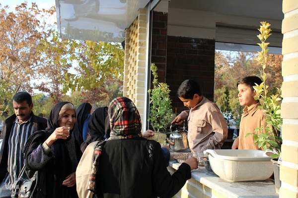 ایستگاه صلواتی کمیته خادمین الشهدای ملایر