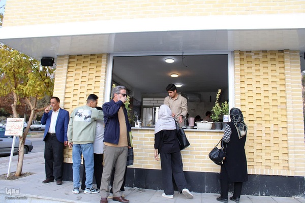 ایستگاه صلواتی کمیته خادمین الشهدای ملایر