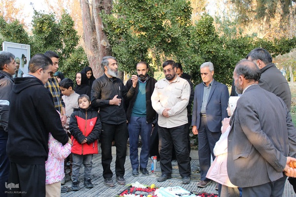 ایستگاه صلواتی کمیته خادمین الشهدای ملایر