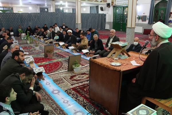 محفل انس با قرآن در ملایر