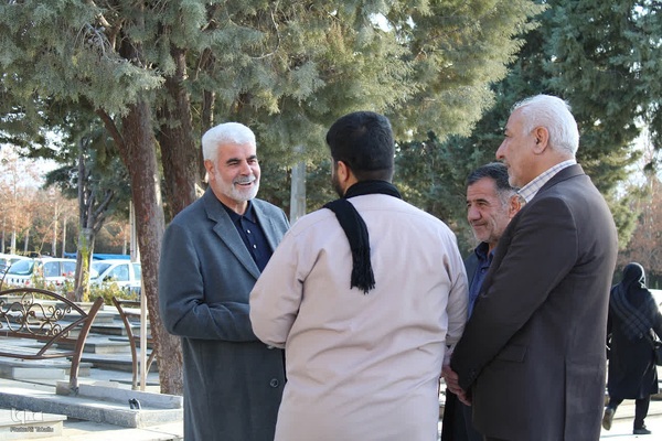 مراسم عزاداری و ایستگاه صلواتی خادمین الشهداءملایر‎