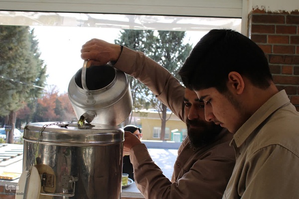 مراسم عزاداری و ایستگاه صلواتی خادمین الشهداءملایر‎