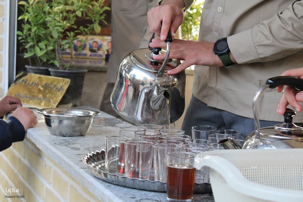 مراسم عزاداری و ایستگاه صلواتی خادمین الشهداءملایر‎