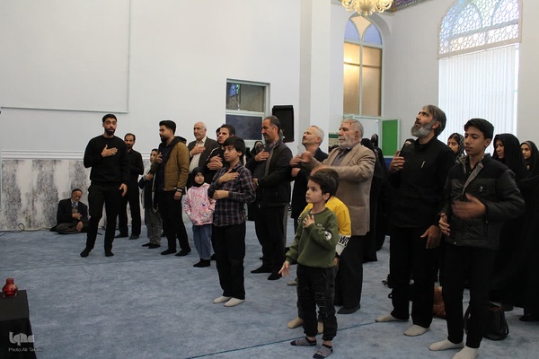 مراسم عزاداری و ایستگاه صلواتی خادمین الشهداءملایر‎