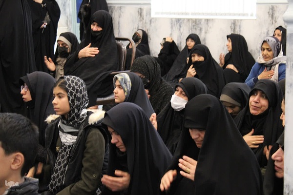 مراسم عزاداری و ایستگاه صلواتی خادمین الشهداءملایر‎