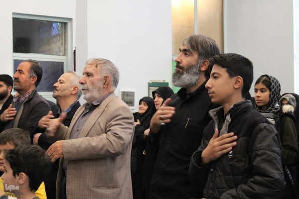 مراسم عزاداری و ایستگاه صلواتی خادمین الشهداءملایر‎