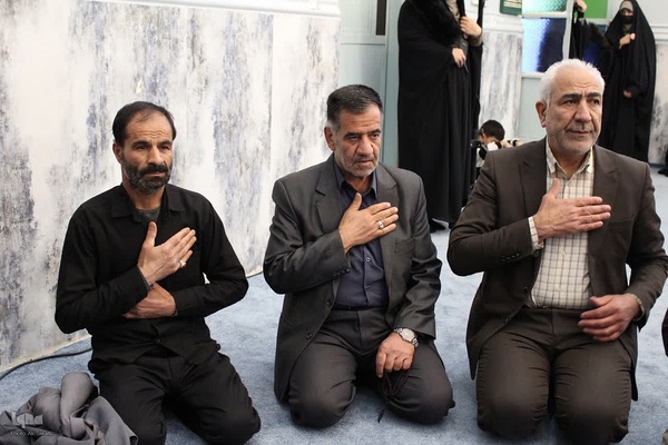 مراسم عزاداری و ایستگاه صلواتی خادمین الشهداءملایر‎