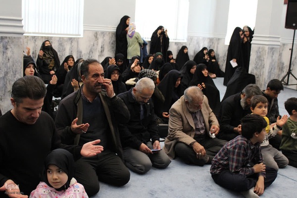 مراسم عزاداری و ایستگاه صلواتی خادمین الشهداءملایر‎