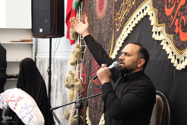 مراسم عزاداری و ایستگاه صلواتی خادمین الشهداءملایر‎