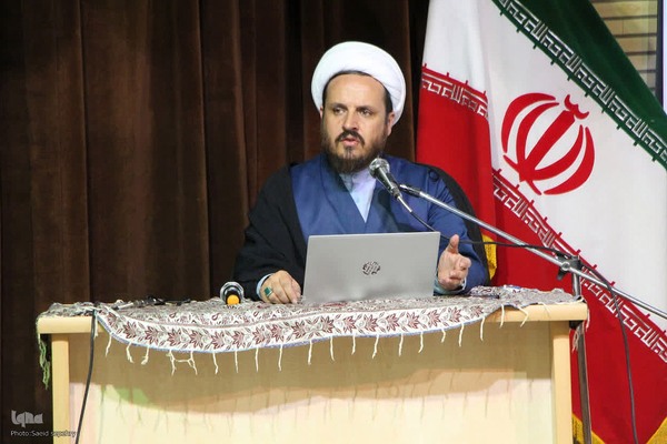 نشست تخصصی طلبه و هوش مصنوعی در ملایر