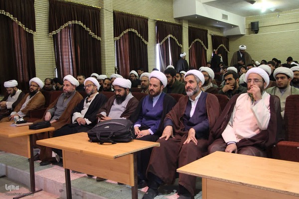 نشست تخصصی طلبه و هوش مصنوعی در ملایر