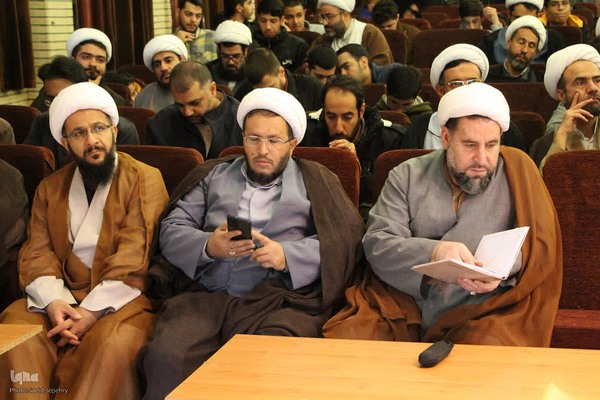 نشست تخصصی طلبه و هوش مصنوعی در ملایر