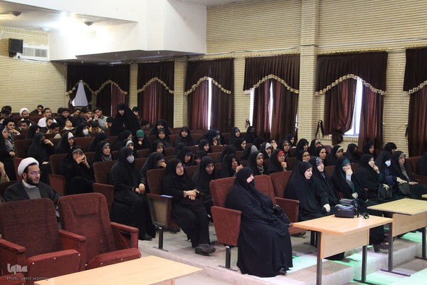 نشست تخصصی طلبه و هوش مصنوعی در ملایر