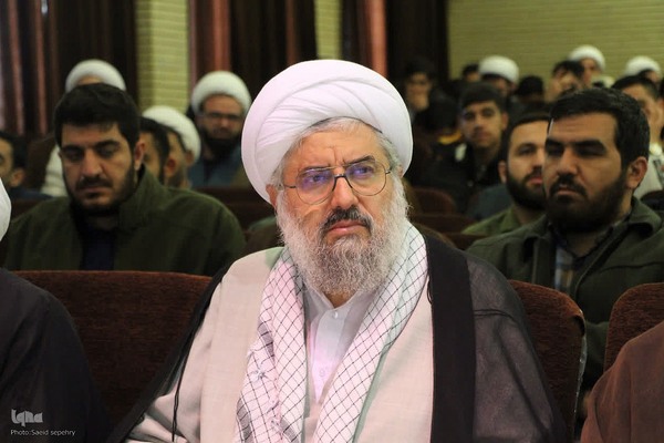 نشست تخصصی طلبه و هوش مصنوعی در ملایر