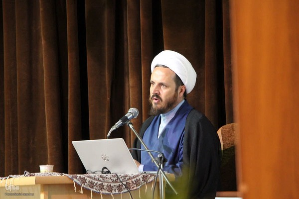 نشست تخصصی طلبه و هوش مصنوعی در ملایر