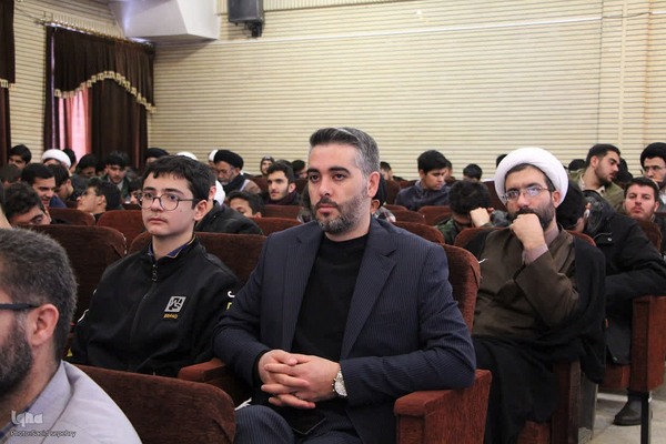 نشست تخصصی طلبه و هوش مصنوعی در ملایر