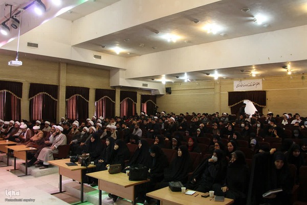 نشست تخصصی طلبه و هوش مصنوعی در ملایر