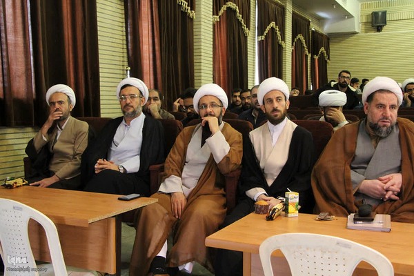 نشست تخصصی طلبه و هوش مصنوعی در ملایر