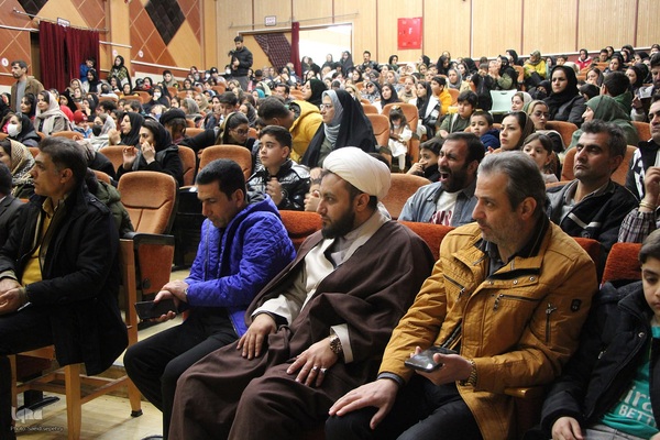 چهارمین دوره جشن یلدای مهربانی در ملایر