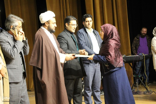 چهارمین دوره جشن یلدای مهربانی در ملایر