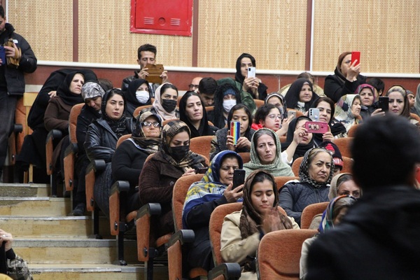 چهارمین دوره جشن یلدای مهربانی در ملایر