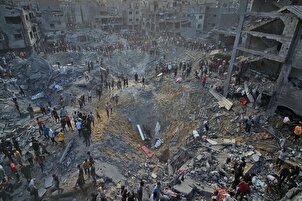 Lecture du Coran par un jeune palestinien blessé