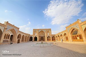 La grande mosquée historique de Qom