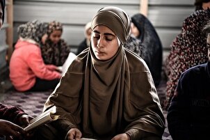 Vidéo | Les filles palestiniennes se réfugient en toute sécurité avec le Coran