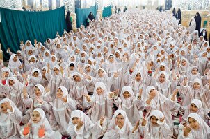 888 filles célèbrent la fête de Takleef à Mashhad