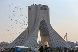 Les Iraniens commémorent la 46e anniversaire de leur révolution