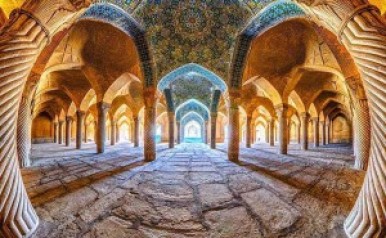 Shiraz, in restauro la storica Moschea Vakil