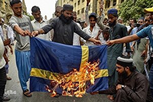 Pagprotesta ng mga Pakistani Laban sa Paglapastangan sa Qur’an