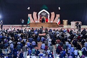 د حضرت امام جعفر صادق(َع) د شهات شپې دستورې په شاعجراغ حرم کې
