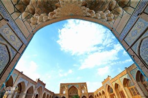 په ایران کې یو له پخوانیو جوماتونو څخه، د قم جامع جومات