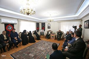 د سردارشهید حسین سلامی  له کورنۍ سره د قراني فعالانو لیده کاته