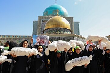 Galeria de Fotos: Estudantes em Mashhad se Reúnem em Solidariedade às Crianças de Gaza