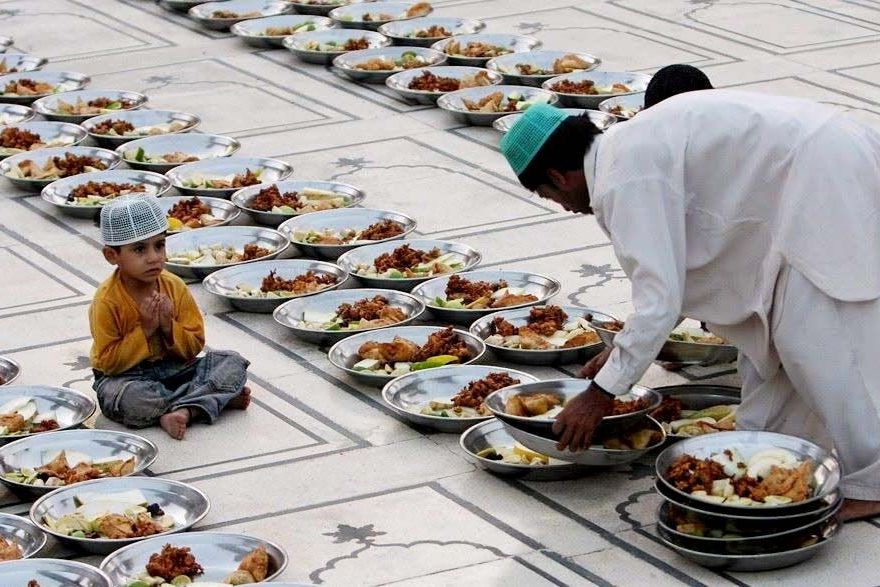 220 milyonluk İslam ülkesinde Ramazan ve Corona