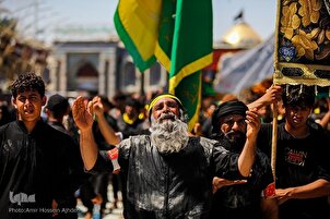 Milyonlarca Erbain ziyaretçisi Hz. Hüseyin’in (a.s) hareminde