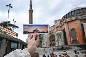 Ayasofya'da biletli ziyaret uygulaması başladı
