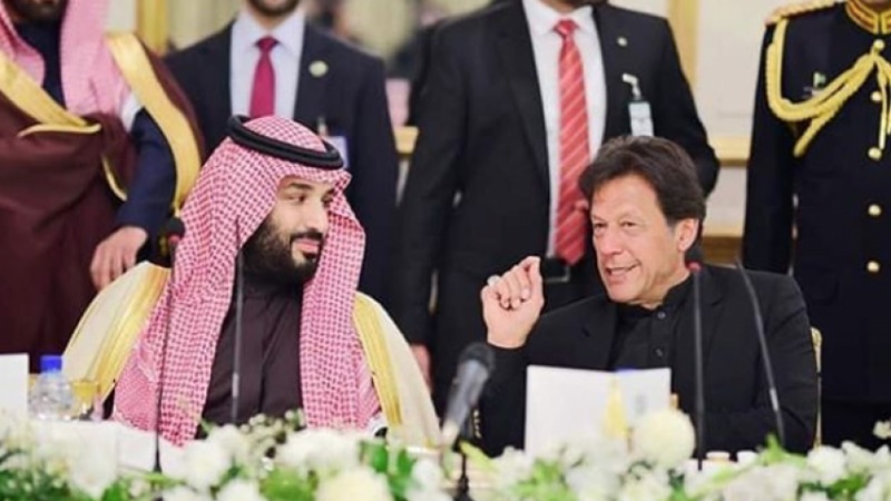 巴基斯坦总理与沙特国王和王子举行会见