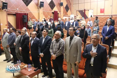 تجلیل فرماندار ویژه ملایر از خبرنگاران و عکاسان خبری